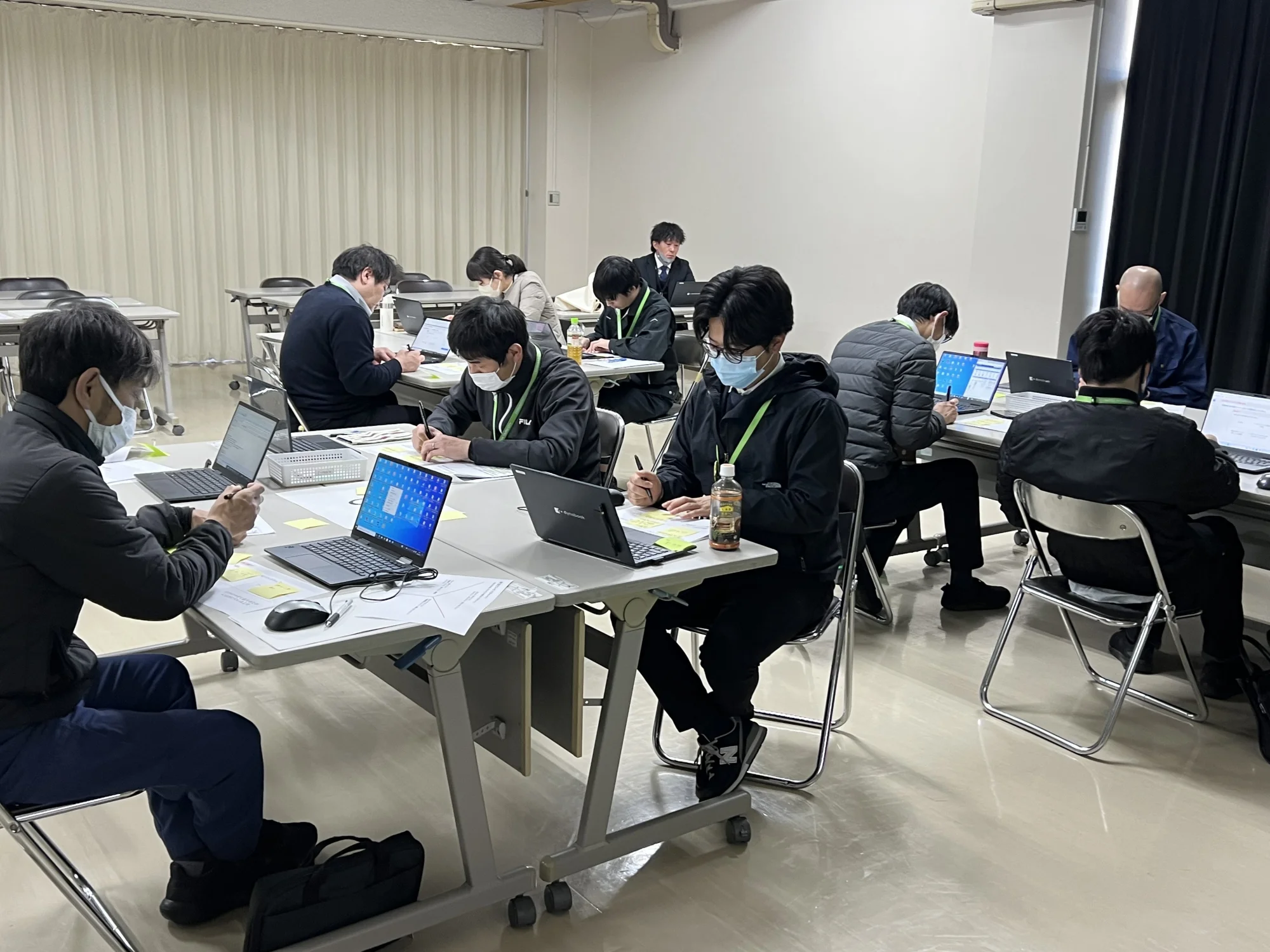 「型」を覚えれば、誰にでも伝わる。会議資料づくりが「感覚」から「ルール」へ変わった2日間